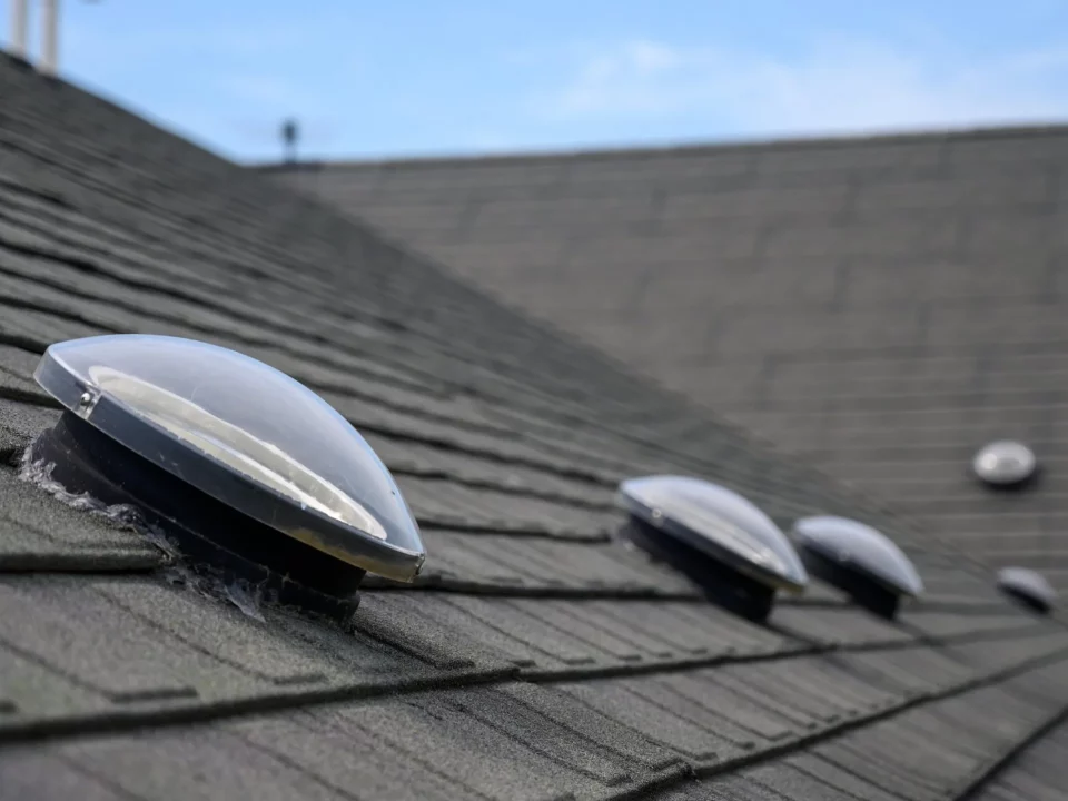 روش نصب سقف پاسیو با نورگیر حبابی